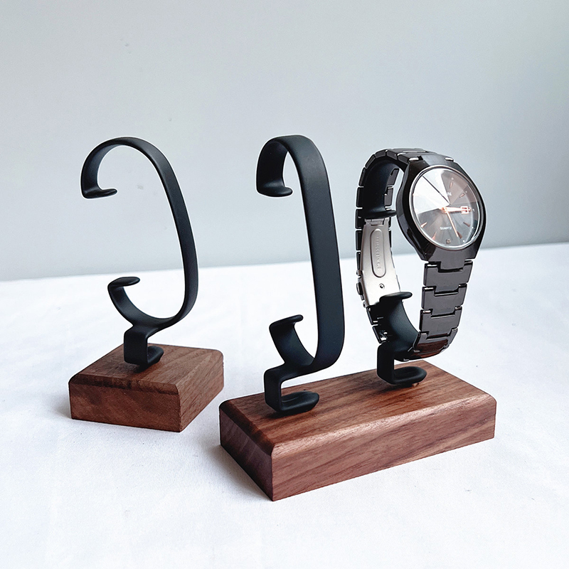 Expositor de Joyería en Forma  - Jewelry And Watches Inc reseña y precio
